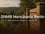 Clôture en bois autoclave classe 4, gage de durabilité pour votre extérieur. SNMB Menuiserie Bertin.