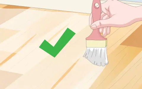 Maintenant, vous savez comment enlever une tache de peinture incrustée. Un pinceau rose et un crochet vert indiquent la bonne méthode.