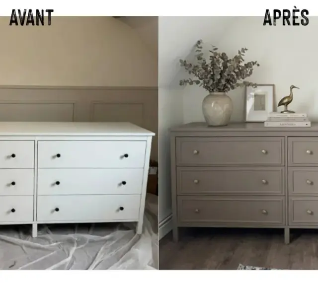 Avant/après : un relooking meuble réussi. La commode blanche devient taupe, plus chic, avec de nouvelles poignées dorées.