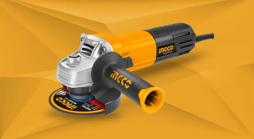 Meuleuse d'angle jaune et noire, parfaite pour comprendre la différence disqueuse et meuleuse. Idéale pour le métal.